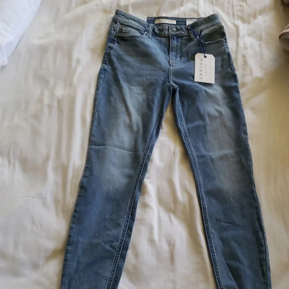BNWT Ekattire JEANS Size 5 - Picture 2 of 5